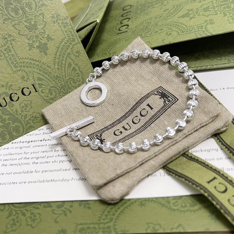 Gucci Bracelet 01lyr09